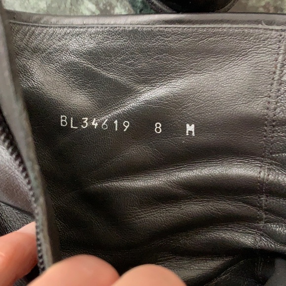 Stuart Weitzman ladies high heels boots - Picture 7 of 8